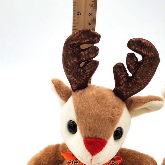 Reese's 6” Reindeer Plush‎ Stuffed Animal Reeces Pieces Deer  Ribbon Bow Holiday - Picture 9 of 9